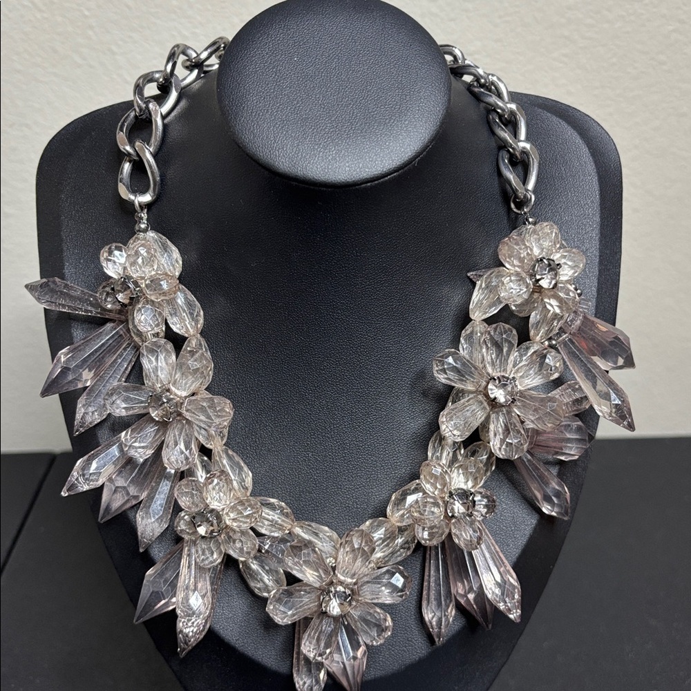 Couture Statement Smoky Gray Clear Crystal Like Flower Necklace​ Rhinestone